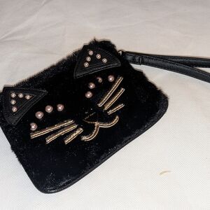 🔥B2G1! Betsey Johnson VGUC Black Cat Wristlet with Gold and Pearl Accents